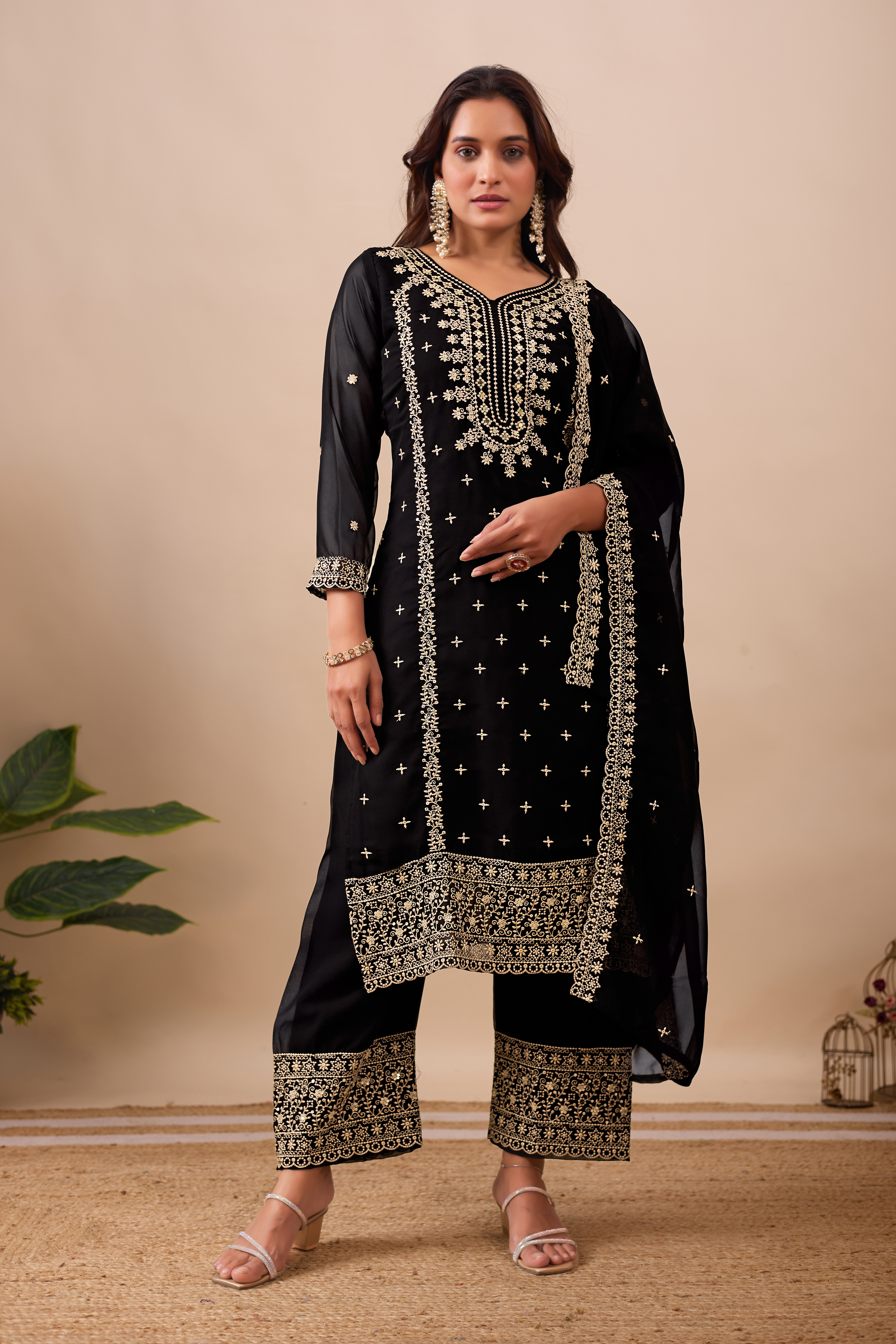 Festival Special Heavy Embroidery Georgette Kurta Pent Set