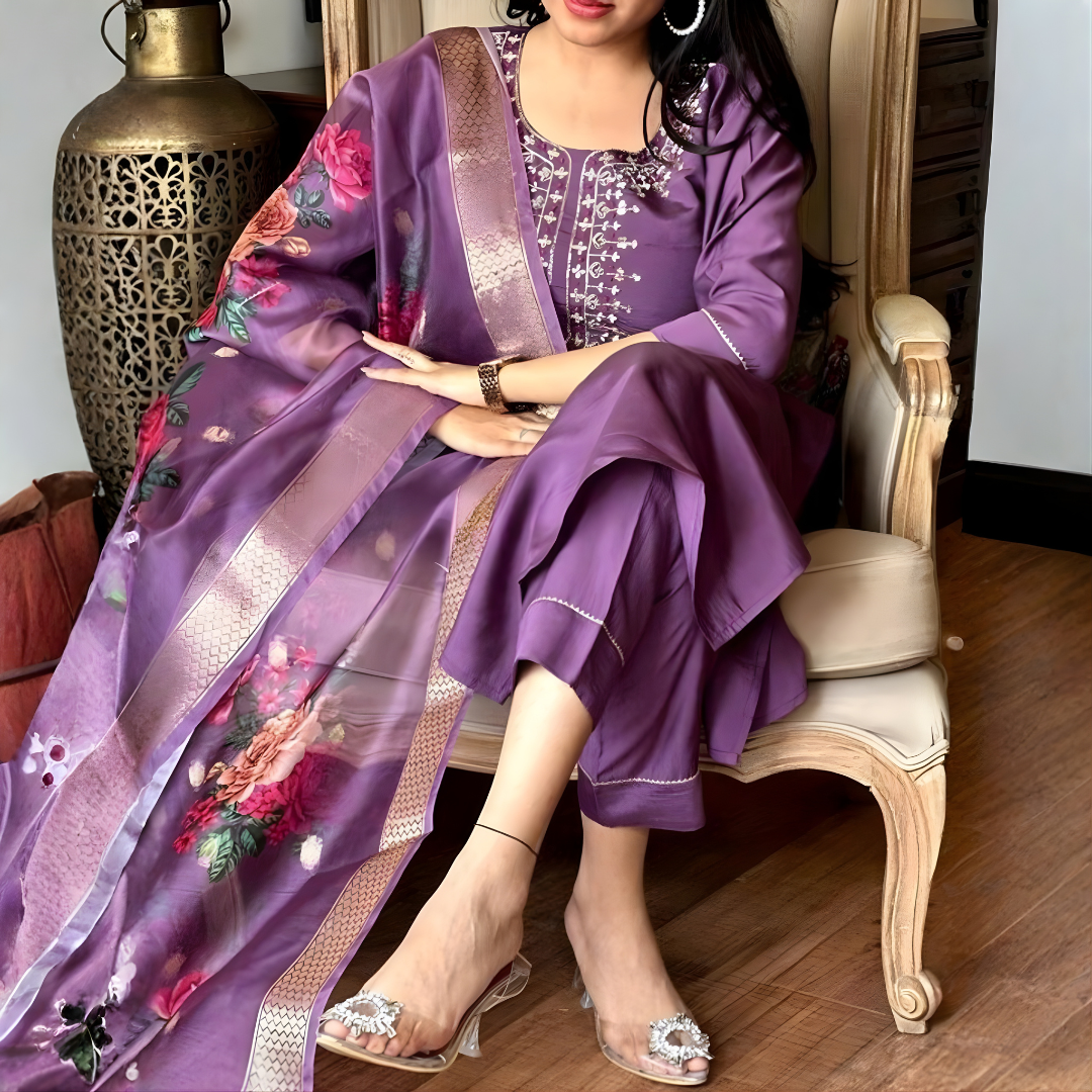 Lavender Embroidered Rayon Slub Kurta Pant Dupatta Set