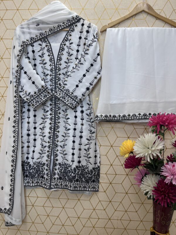 Zariya Suit Set - Image 6